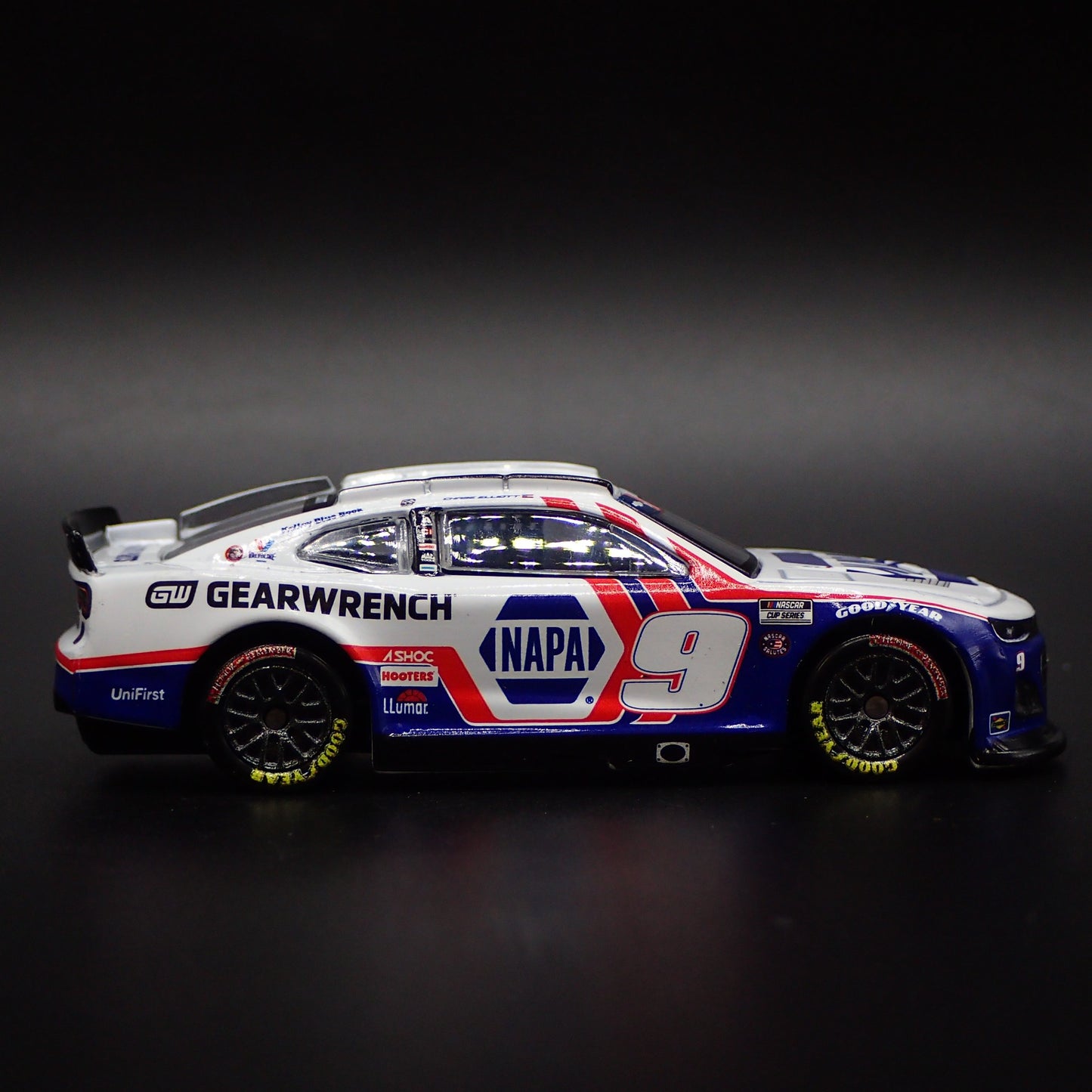 2022 CHEVY CAMARO ZL1 9 CHASE ELLIOTT NAPA NASCAR SALUTES 1:64 SCALE DIECAST CAR