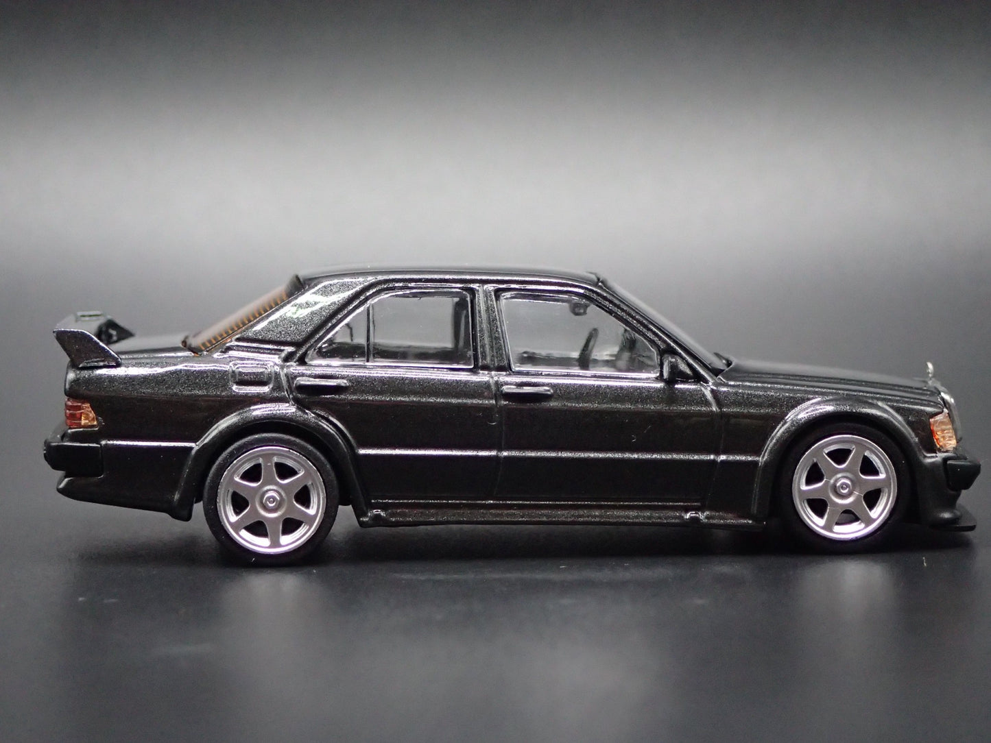 1982-1993 MERCEDES-BENZ 190E 2.5-16 EVOLUTION EVO I 1:64 SCALE DIECAST MODEL CAR
