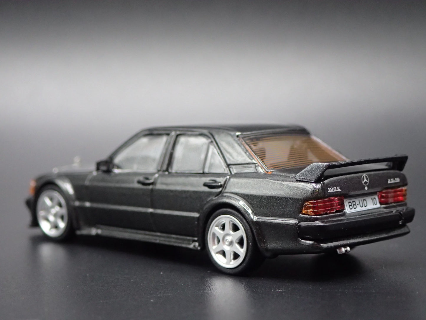 1982-1993 MERCEDES-BENZ 190E 2.5-16 EVOLUTION EVO I 1:64 SCALE DIECAST MODEL CAR