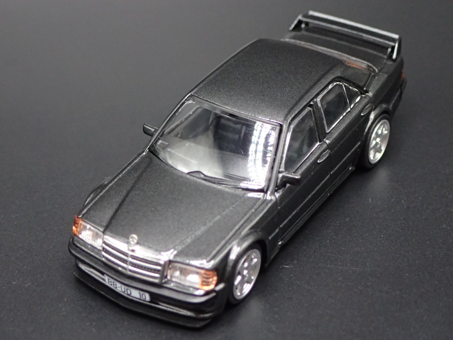 1982-1993 MERCEDES-BENZ 190E 2.5-16 EVOLUTION EVO I 1:64 SCALE DIECAST MODEL CAR