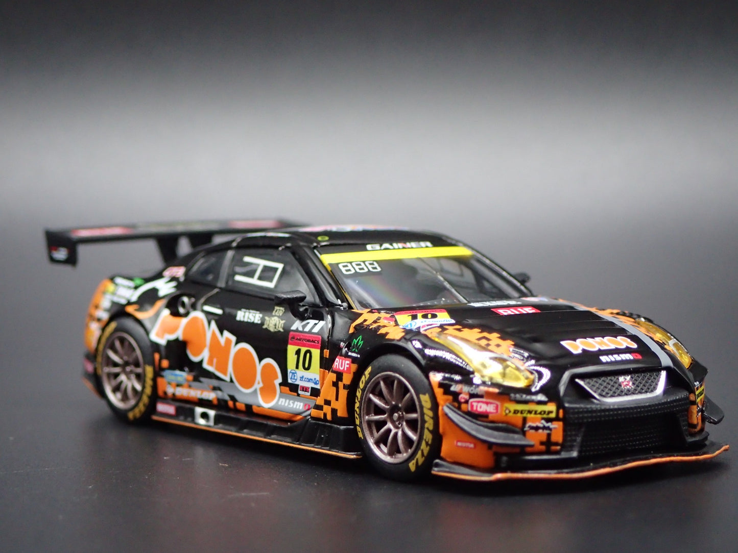 NISSAN GTR R35 NISMO GT3 #10 PONOS GAINER RACING 1:64 SCALE DIECAST MODEL CAR