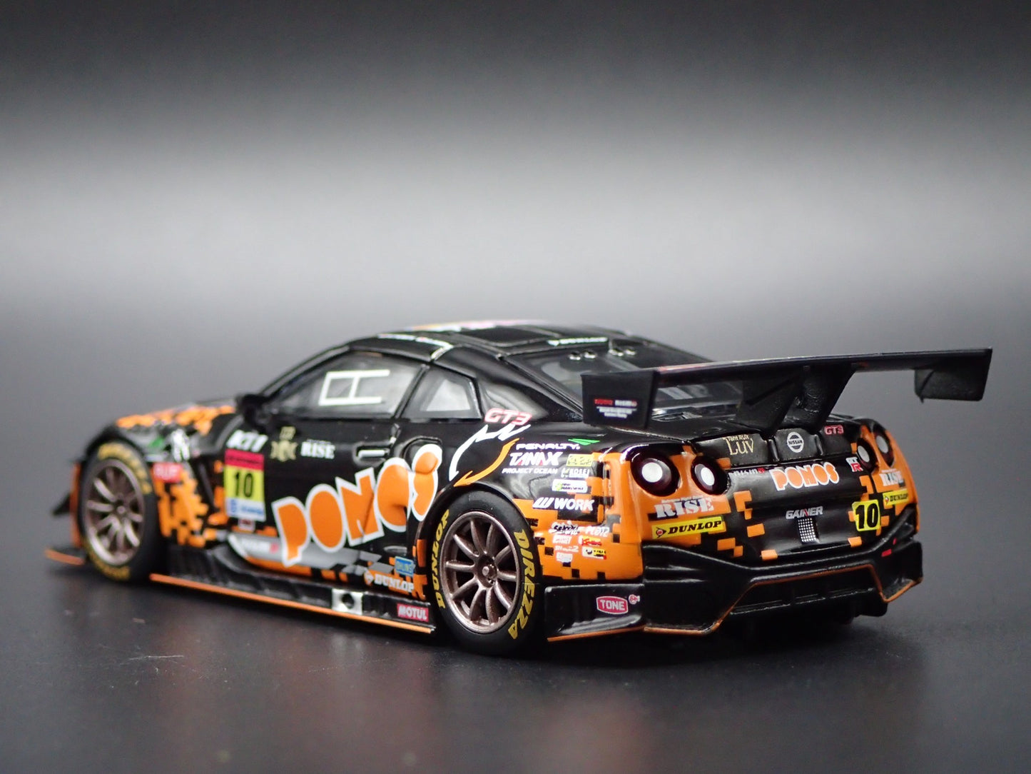 NISSAN GTR R35 NISMO GT3 #10 PONOS GAINER RACING 1:64 SCALE DIECAST MODEL CAR