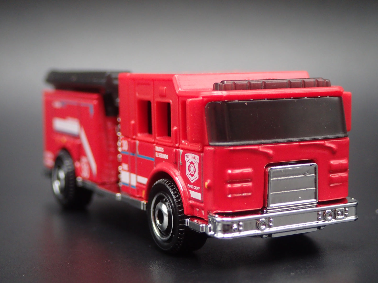PIERCE VOLTERRA EV FIRE ENGINE TRUCK 1:64 MB SCALE COLLECTIBLE DIECAST MODEL CAR