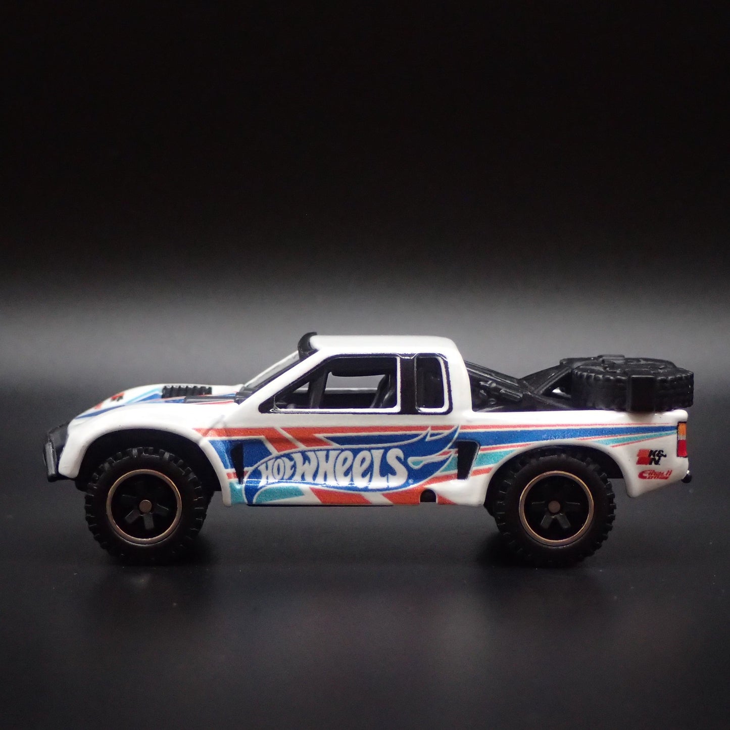 TOYOTA BAJA TROPHY PICKUP TRUCK HOT WHEELS K&N RARE 1:64 SCALE DIECAST MODEL CAR