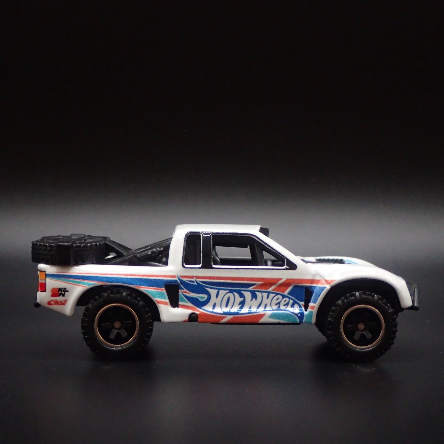 TOYOTA BAJA TROPHY PICKUP TRUCK HOT WHEELS K&N RARE 1:64 SCALE DIECAST MODEL CAR