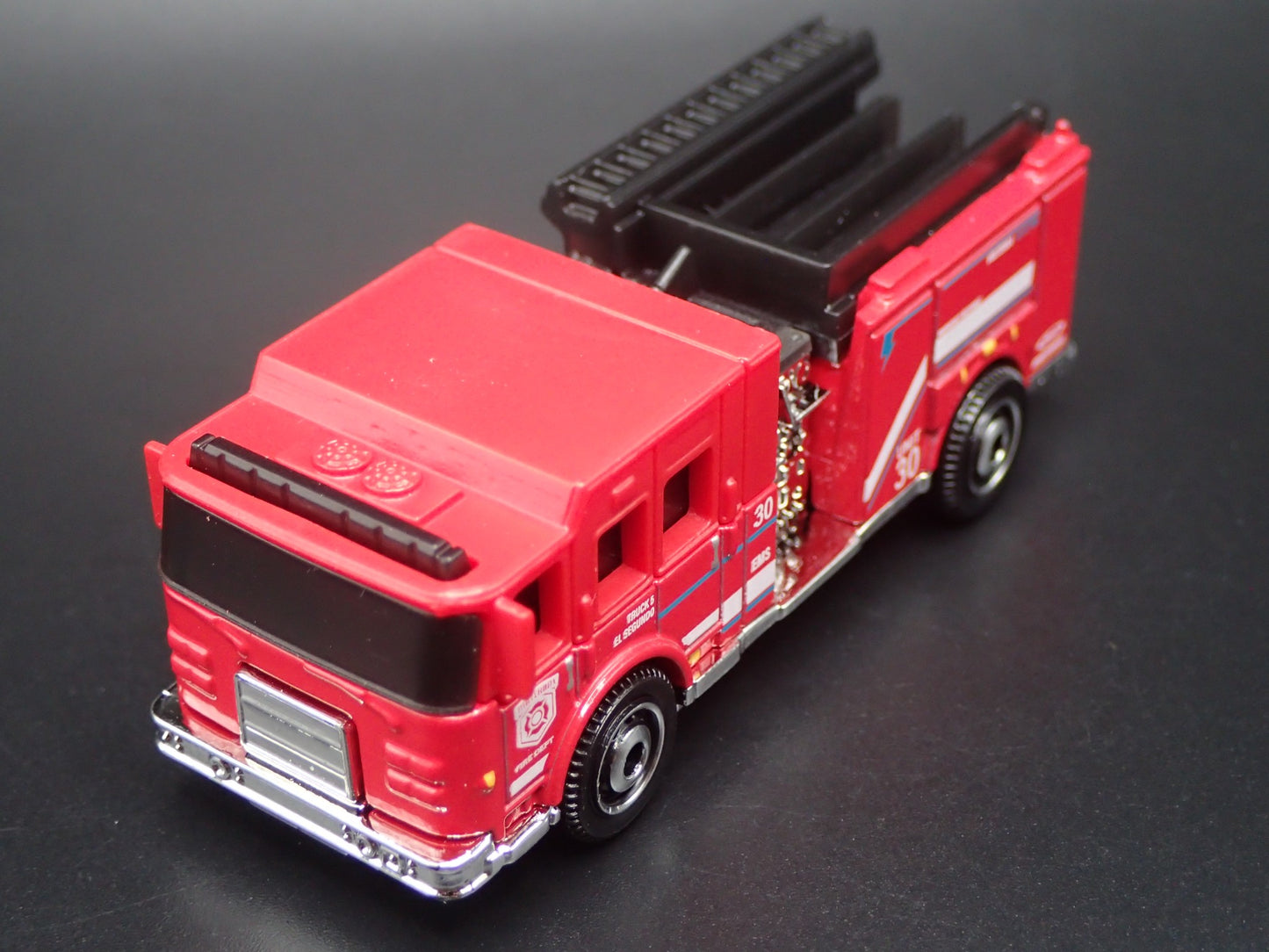 PIERCE VOLTERRA EV FIRE ENGINE TRUCK 1:64 MB SCALE COLLECTIBLE DIECAST MODEL CAR