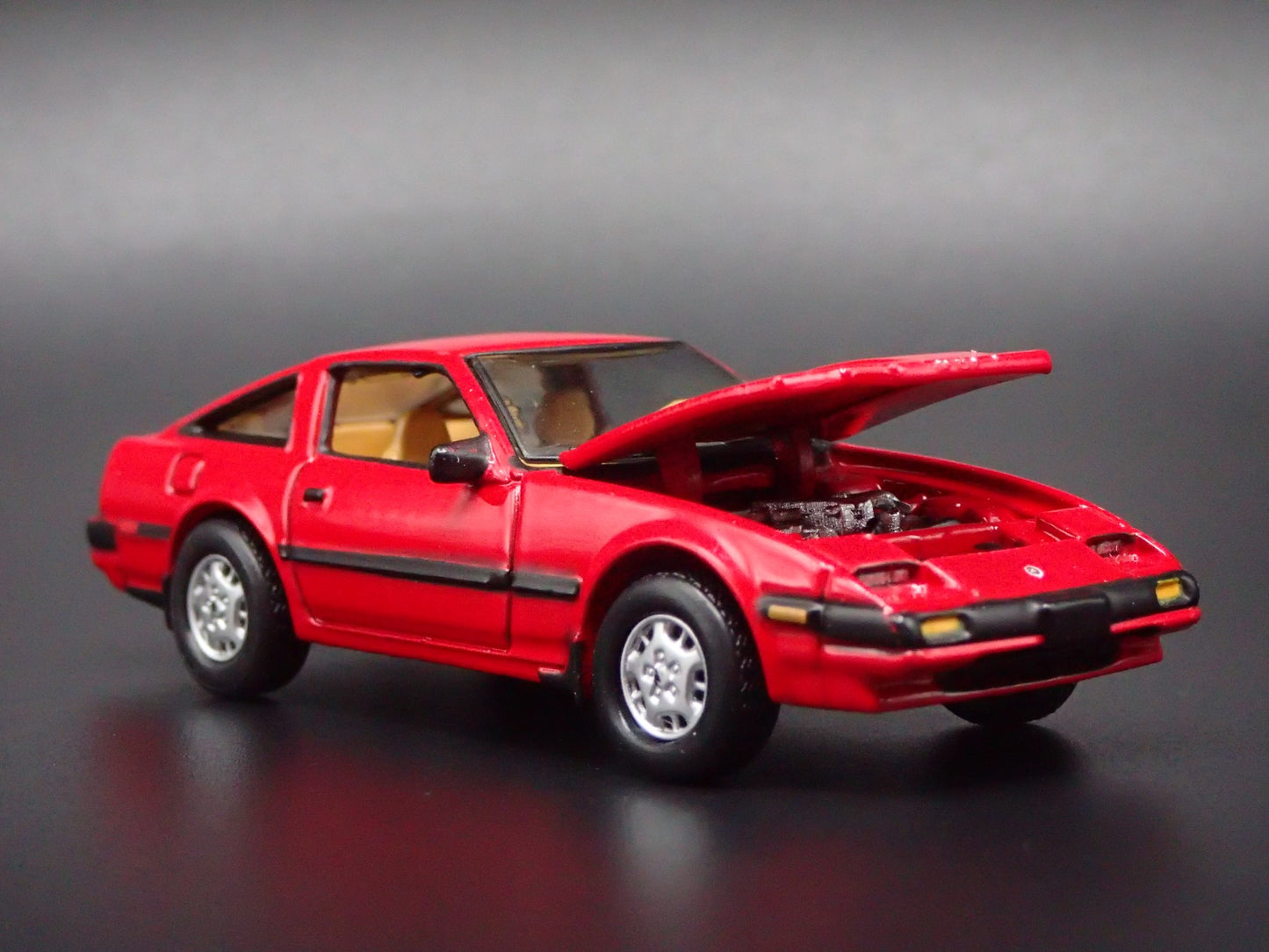 1983-1989 NISSAN 300ZX RED 1:64 SCALE COLLECTIBLE DIORAMA DIECAST MODEL CAR