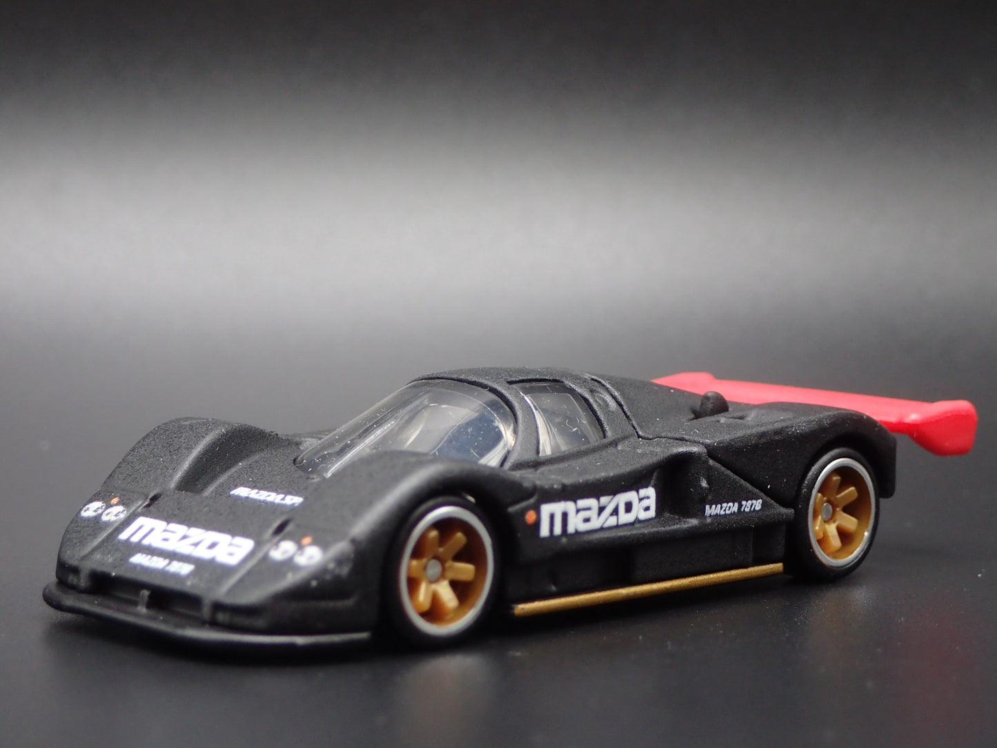 MAZDA 787B RACING CAR BLACK 1:64 SCALE COLLECTIBLE DIORAMA DIECAST MODEL CAR