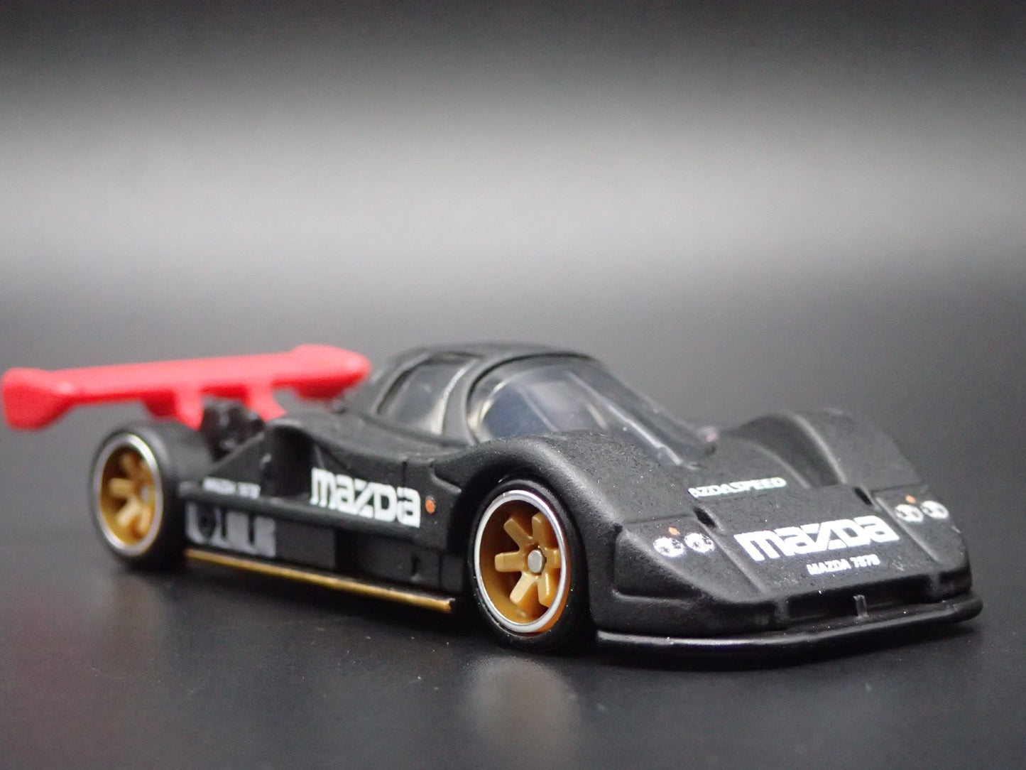 MAZDA 787B RACING CAR BLACK 1:64 SCALE COLLECTIBLE DIORAMA DIECAST MODEL CAR