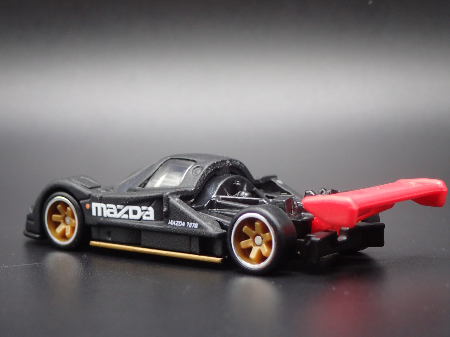 MAZDA 787B RACING CAR BLACK 1:64 SCALE COLLECTIBLE DIORAMA DIECAST MODEL CAR