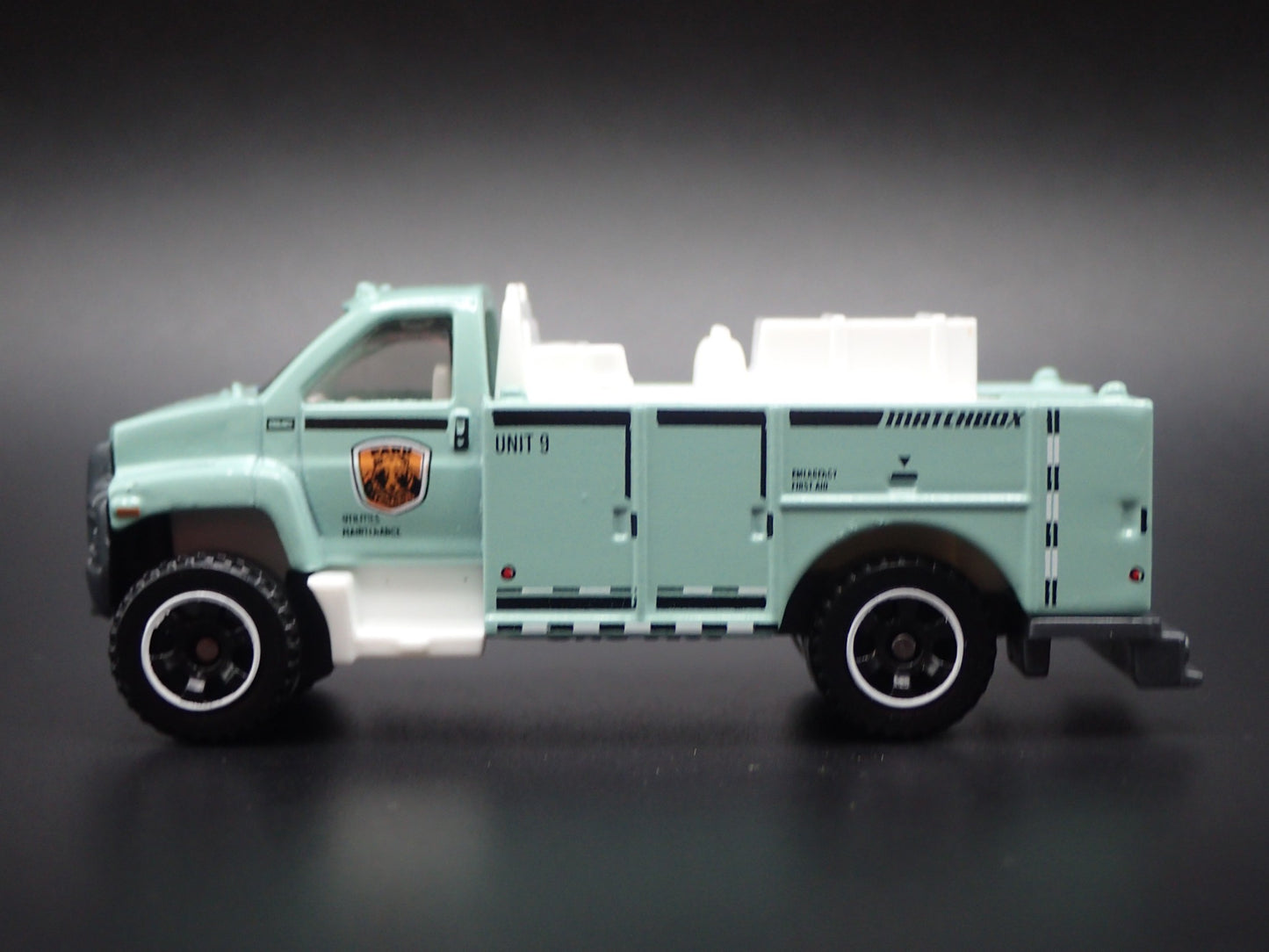 GMC 3500 UTILITY TRUCK PARK RANGER PATROL 1:64 MB SCALE DIECAST MODEL CAR