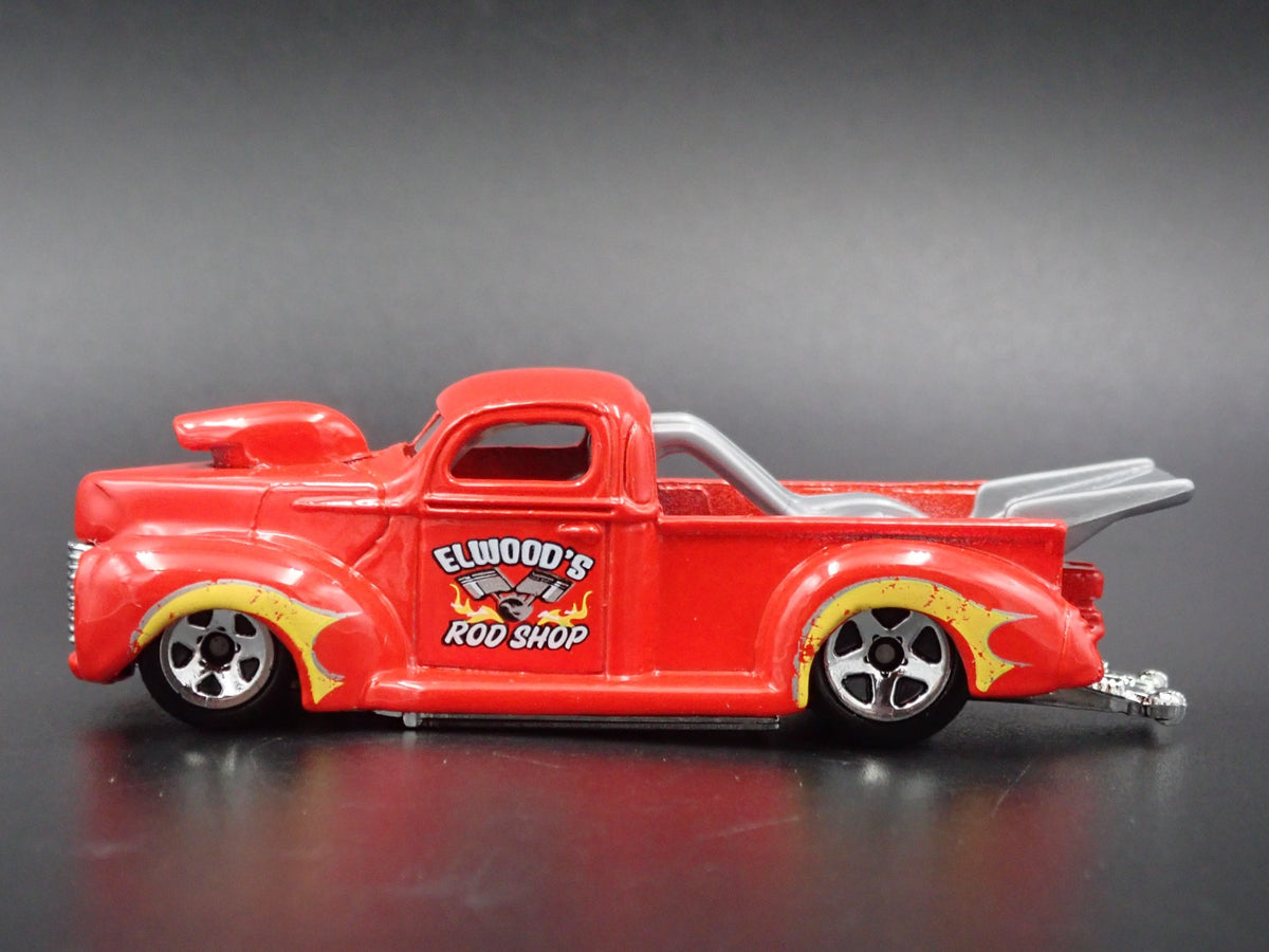 1940 FORD PICKUP TRUCK RARE 1:64 SCALE COLLECTIBLE DIORAMA DIECAST MODEL CAR-Burning Rubber Toy Company
