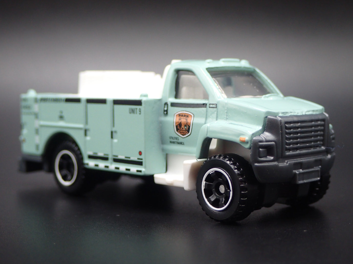 GMC 3500 UTILITY TRUCK PARK RANGER PATROL 1:64 MB SCALE DIECAST MODEL CAR