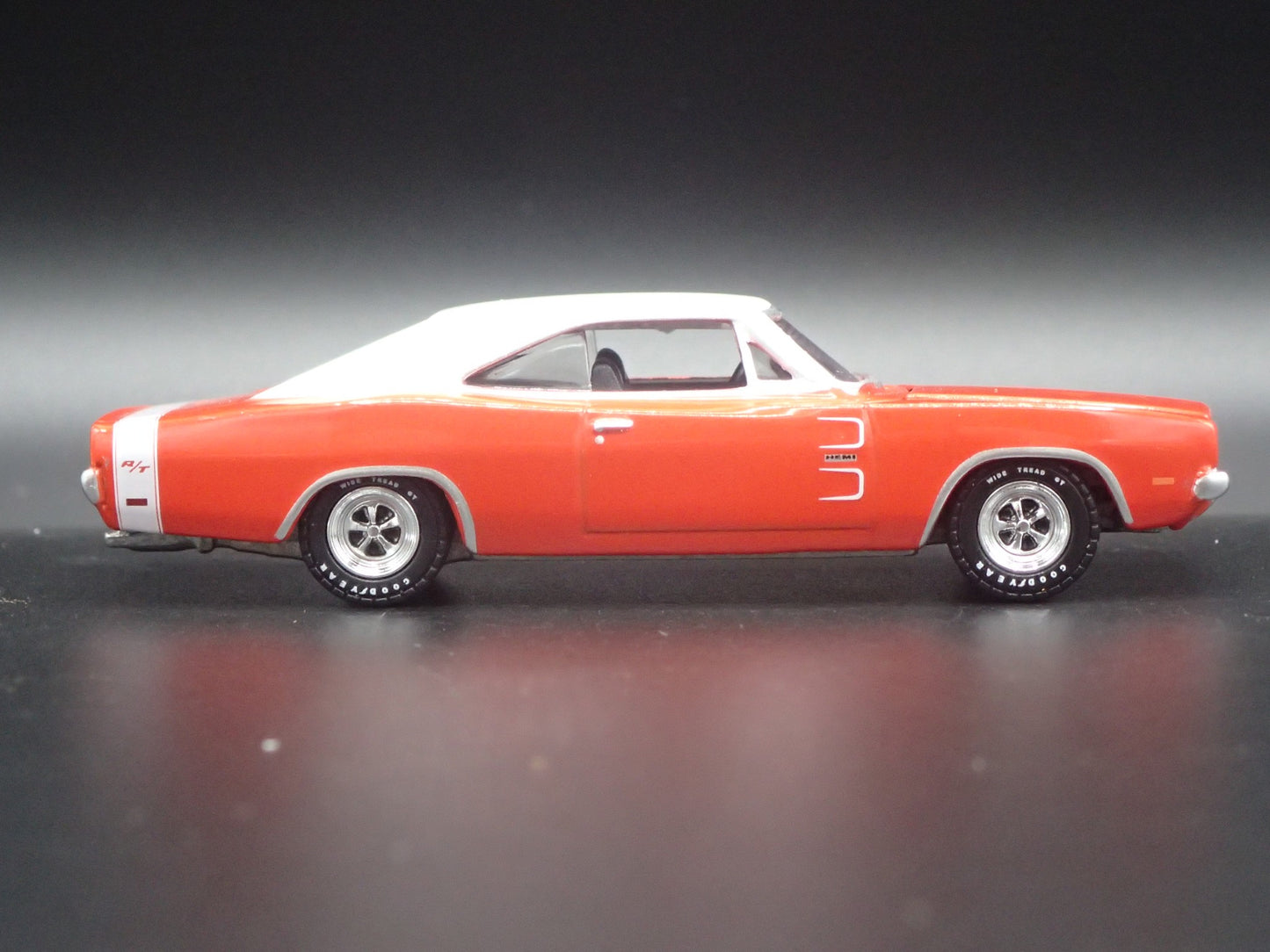 1969 69 DODGE CHARGER RT RED 1:64 SCALE COLLECTIBLE DIORAMA DIECAST MODEL CAR