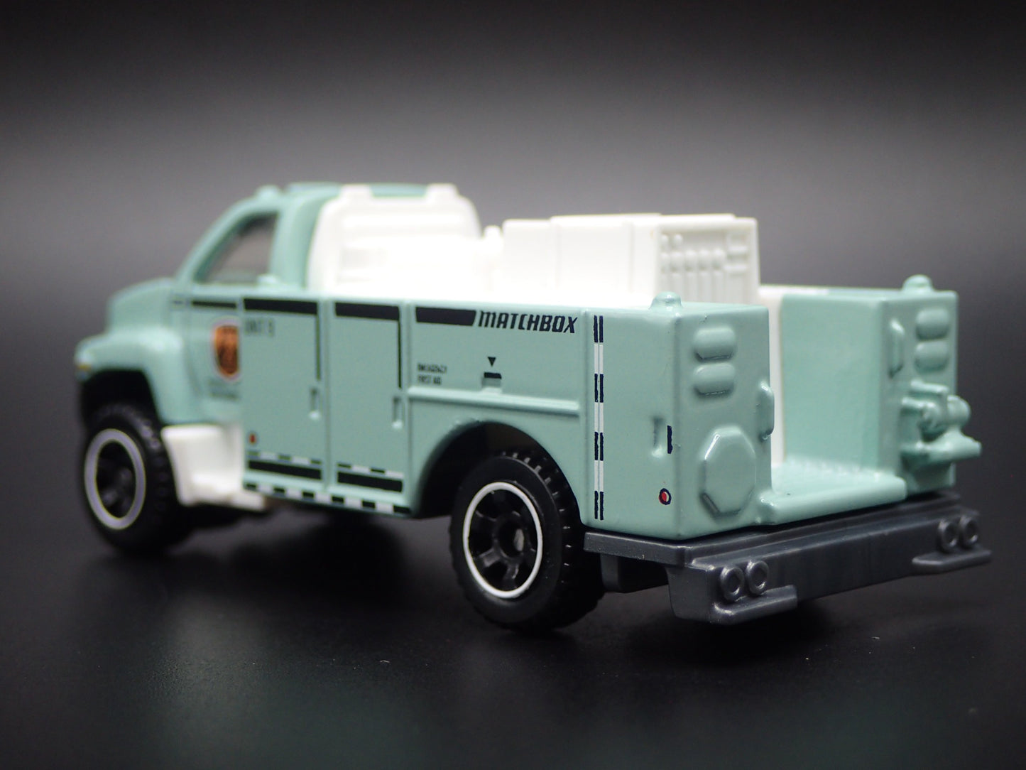 GMC 3500 UTILITY TRUCK PARK RANGER PATROL 1:64 MB SCALE DIECAST MODEL CAR