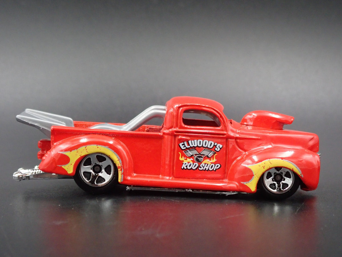 1940 FORD PICKUP TRUCK RARE 1:64 SCALE COLLECTIBLE DIORAMA DIECAST MODEL CAR-Burning Rubber Toy Company