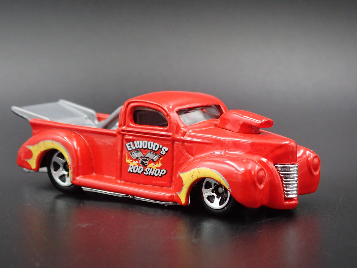 1940 FORD PICKUP TRUCK RARE 1:64 SCALE COLLECTIBLE DIORAMA DIECAST MODEL CAR-Burning Rubber Toy Company