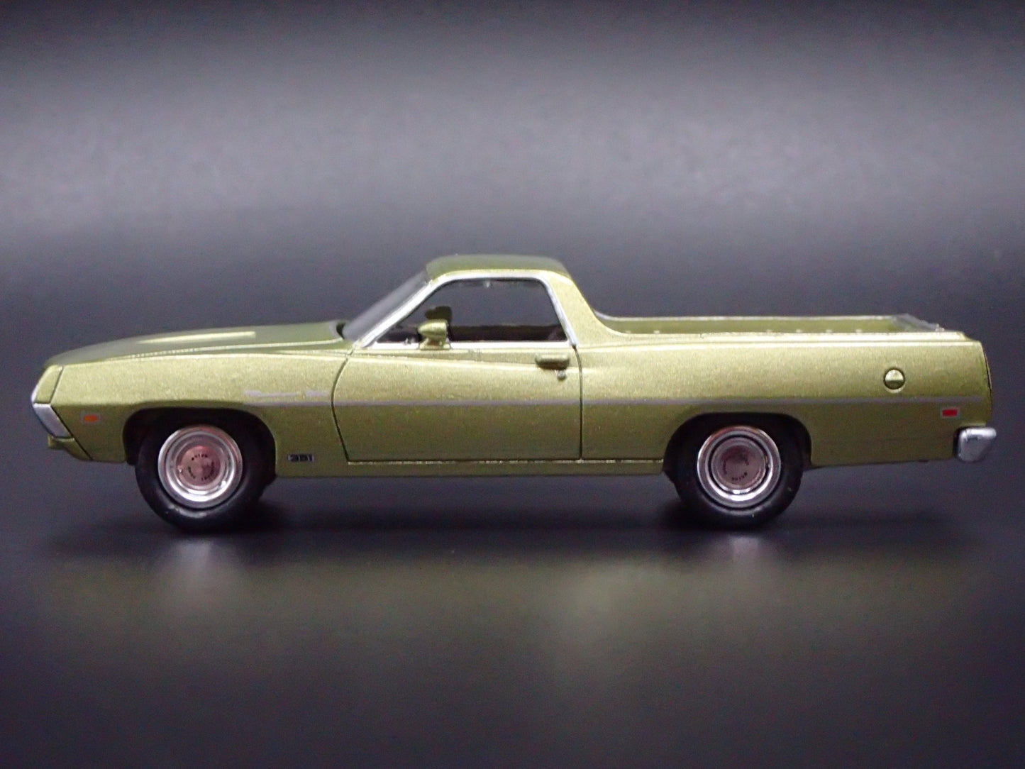 1970 70 FORD RANCHERO 500 PICKUP TRUCK GREEN 1:64 SCALE DIECAST MODEL CAR