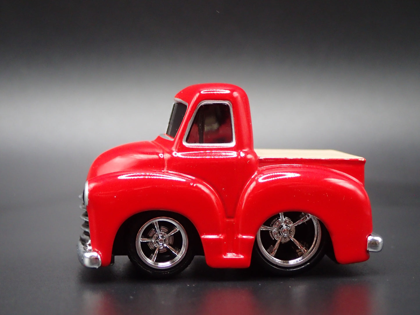 1953 53 CHEVY CHEVROLET PICKUP TRUCK TUNED 1:64 SCALE DIORAMA DIECAST MODEL CAR
