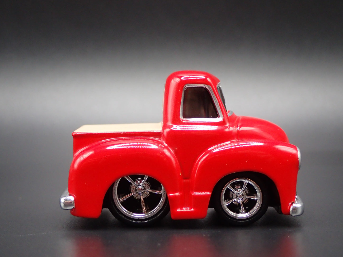 1953 53 CHEVY CHEVROLET PICKUP TRUCK TUNED 1:64 SCALE DIORAMA DIECAST MODEL CAR