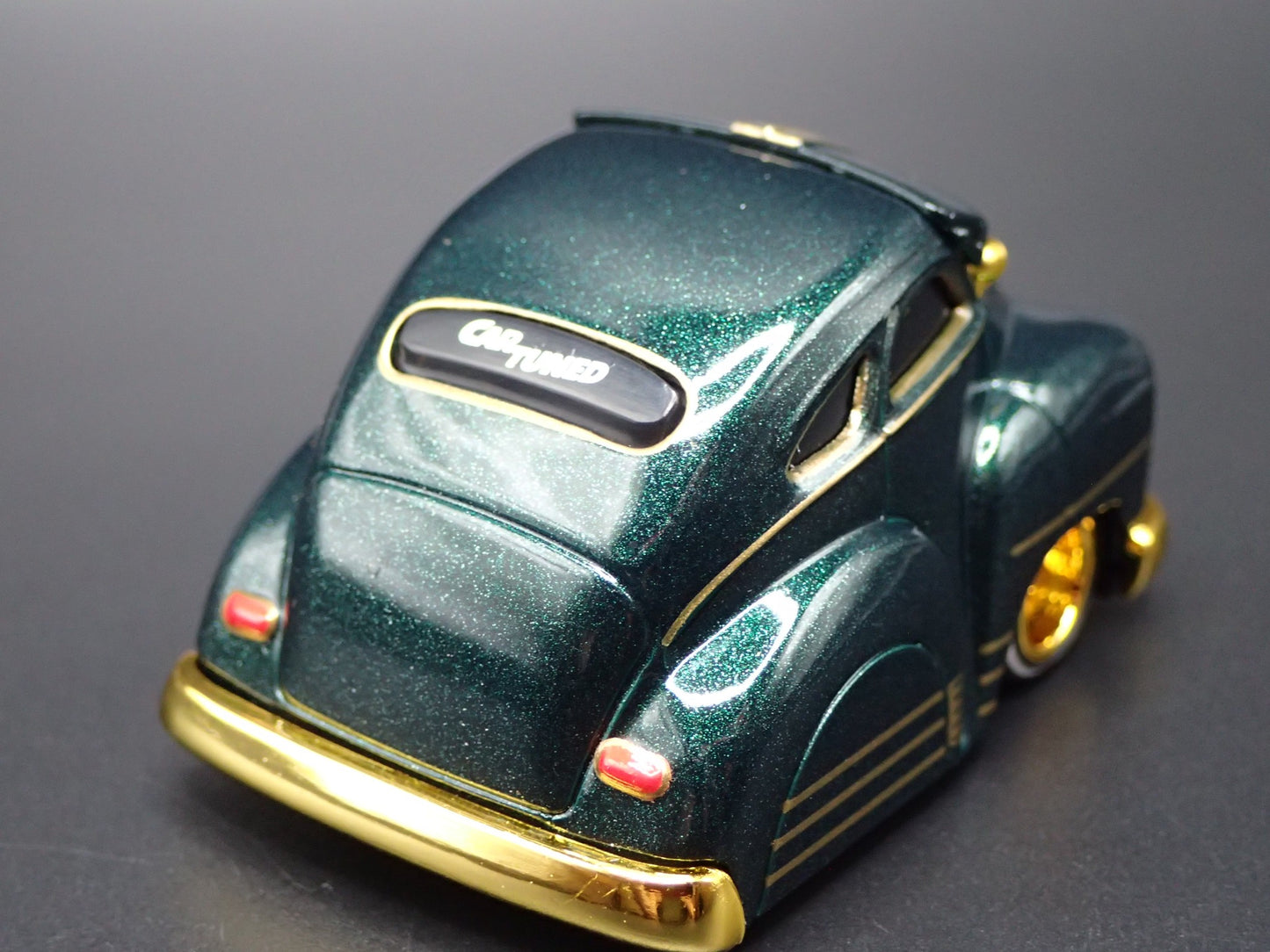 1947 47 CHEVY CHEVROLET FLEETLINE LOWRIDER TUNED 1:64 SCALE DIECAST MODEL CAR