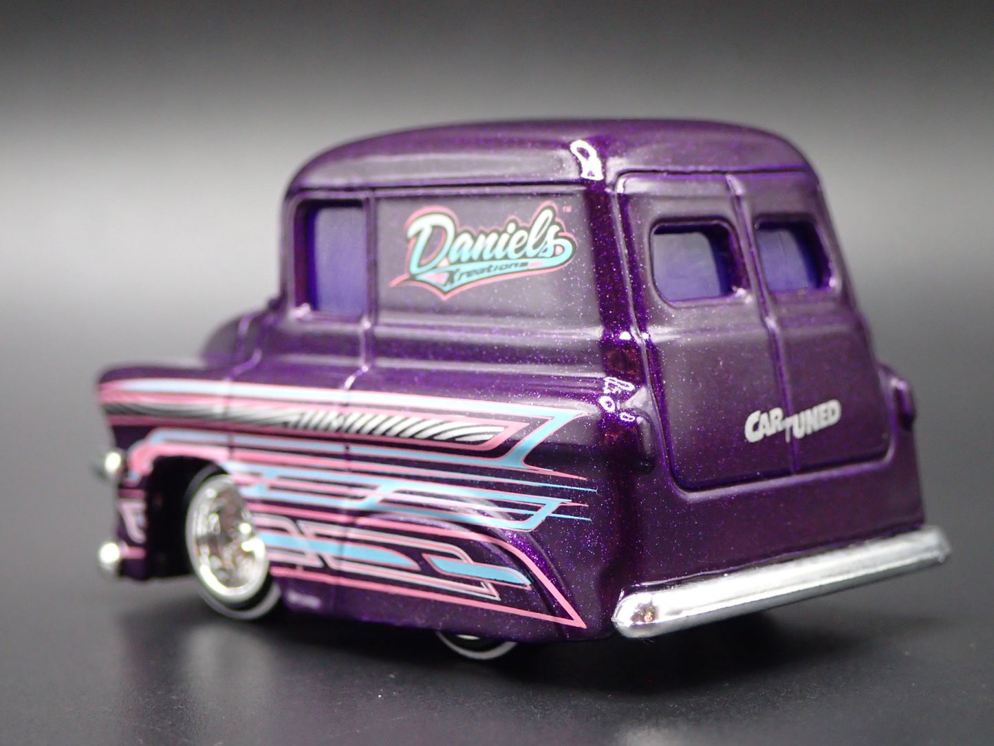 1957 57 GMC PANEL TRUCK CAR TUNED LOWRIDER 1/64 SCALE DIORAMA DIECAST MODEL CAR