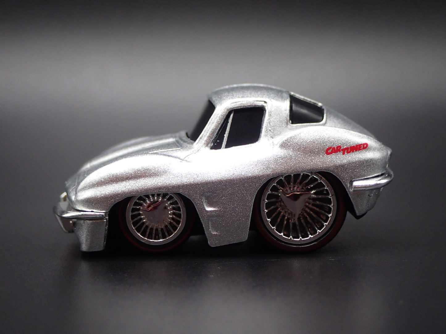 1963 63 CHEVY CHEVROLET CORVETTE SPLIT WINDOW TUNED 1/64 SCALE DIECAST MODEL CAR