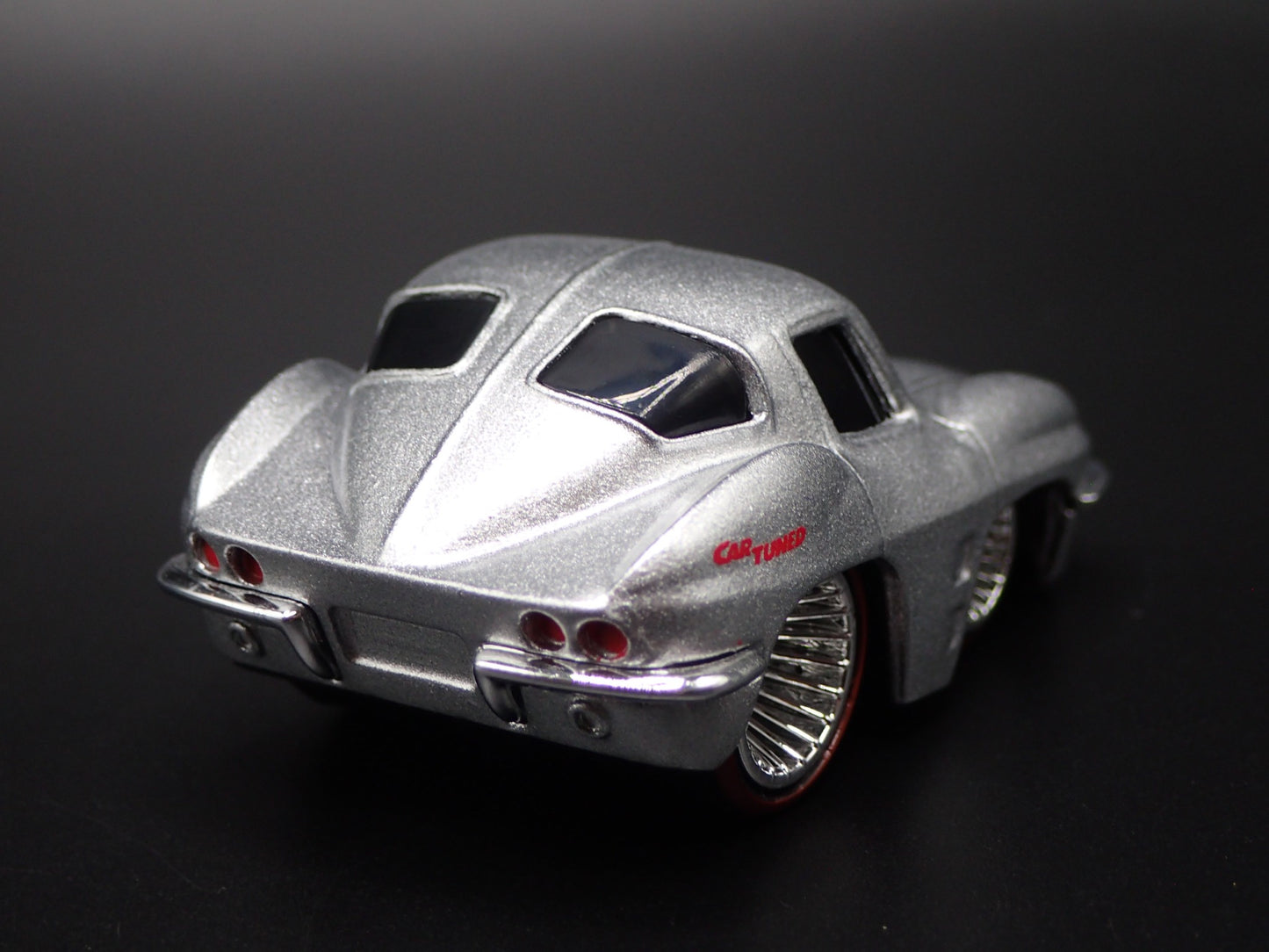 1963 63 CHEVY CHEVROLET CORVETTE SPLIT WINDOW TUNED 1/64 SCALE DIECAST MODEL CAR