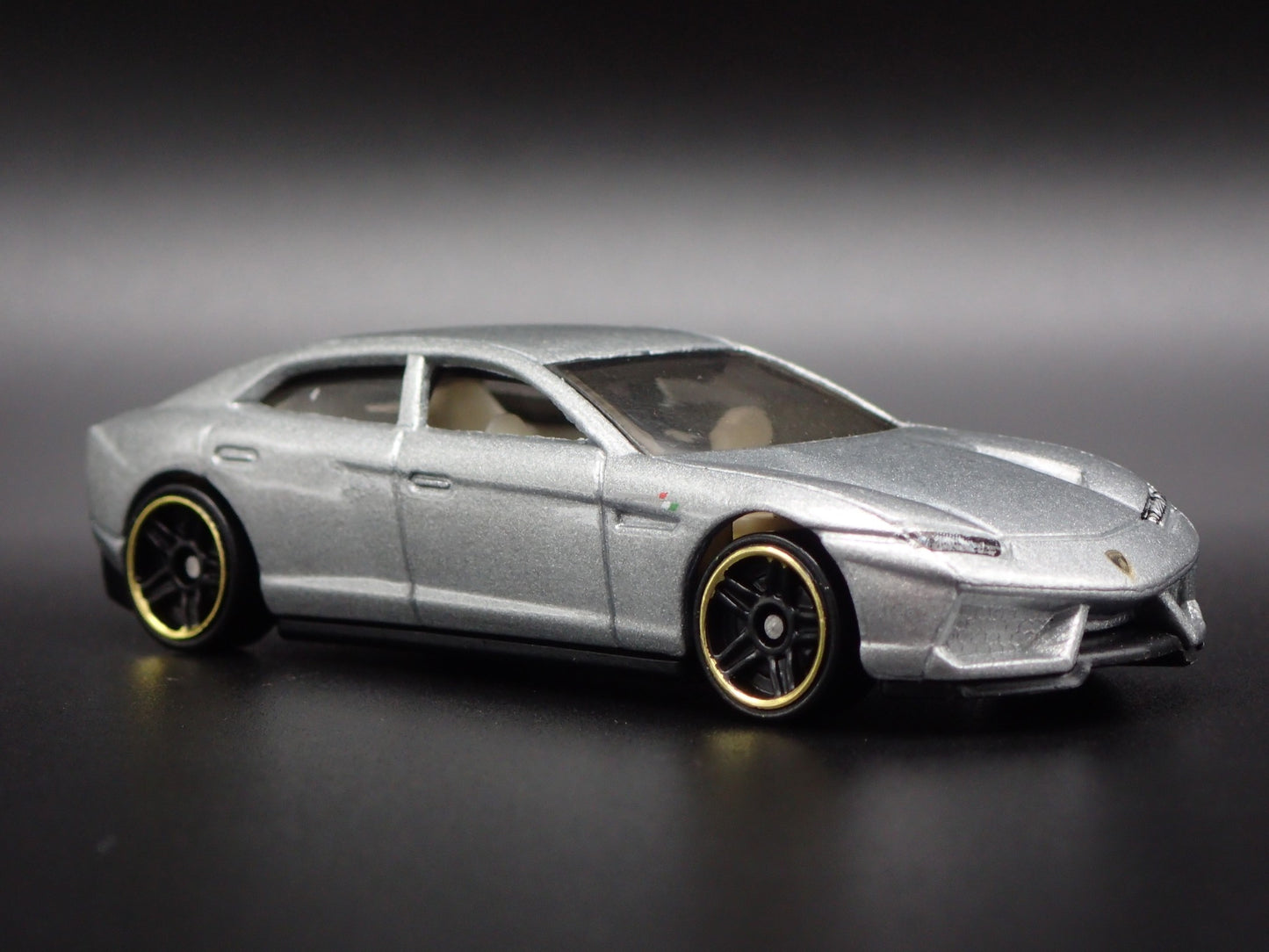 2008 08 LAMBORGHINI ESTOQUE 4 FOUR DOOR 1:64 SCALE DIORAMA DIECAST MODEL CAR