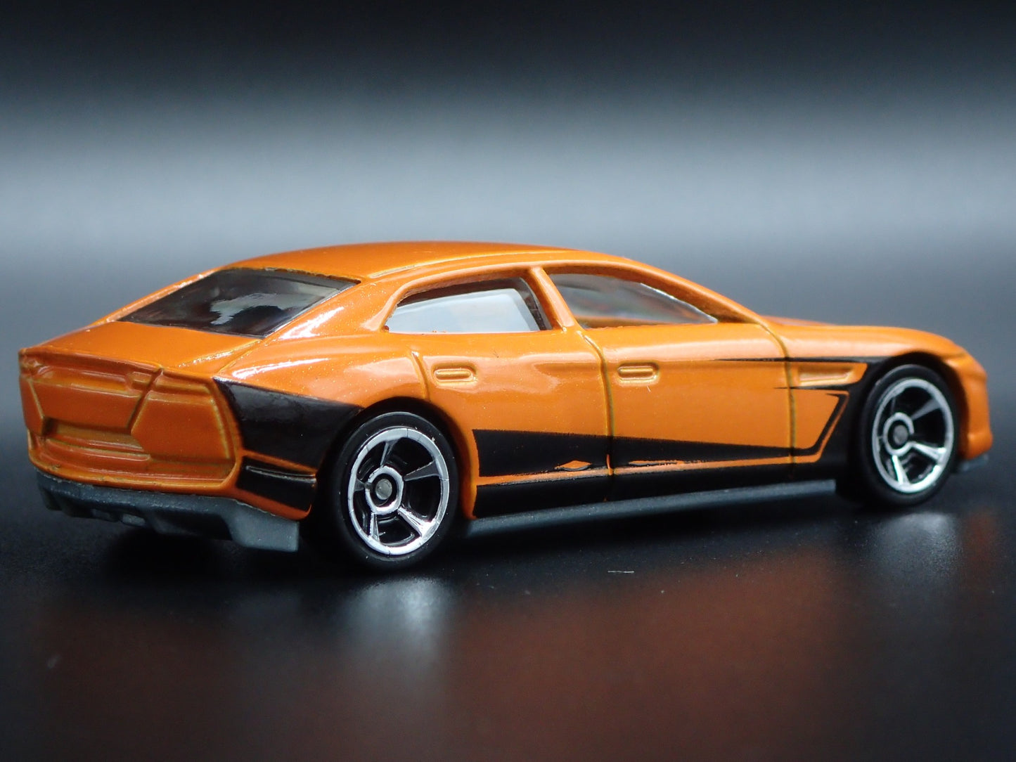 2008 08 LAMBORGHINI ESTOQUE 4 FOUR DOOR 1:64 SCALE COLLECTIBLE DIECAST MODEL CAR