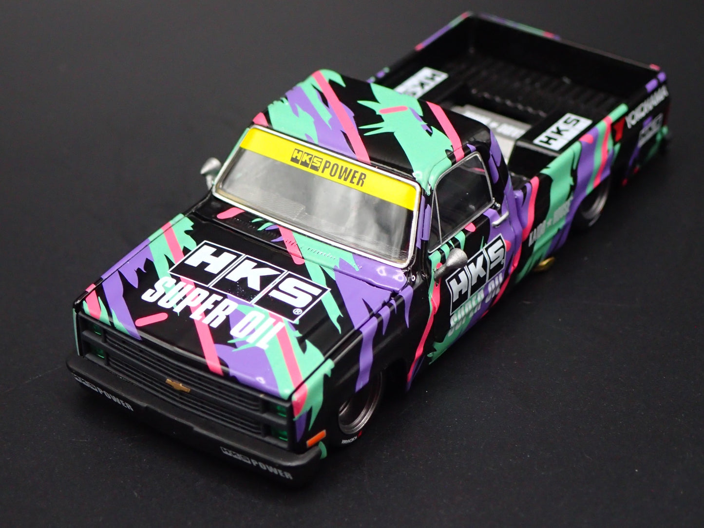 CHEVROLET SILVERADO DUALLY KAIDO HKS V1 SQUAREBODY TRUCK 1/64 DIECAST MODEL CAR