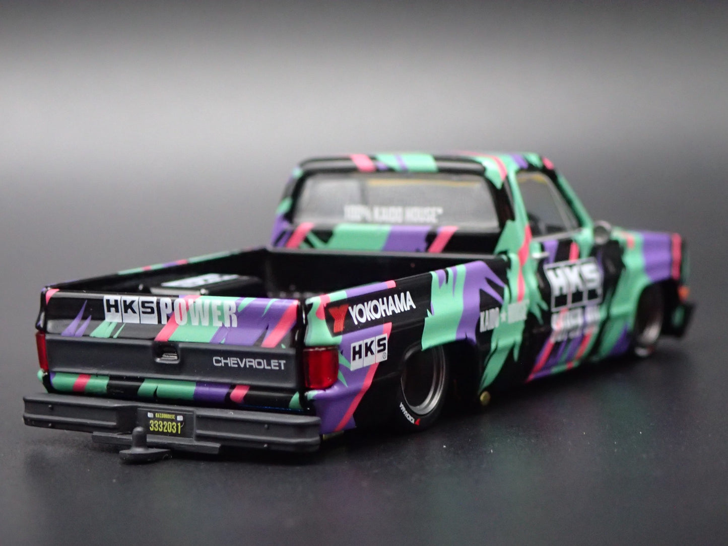 CHEVROLET SILVERADO DUALLY KAIDO HKS V1 SQUAREBODY TRUCK 1/64 DIECAST MODEL CAR