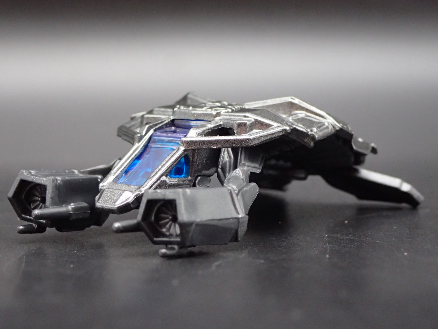 BATMAN BATMOBILE THE BAT RARE 1:64 SCALE COLLECTIBLE DIORAMA DIECAST MODEL CAR