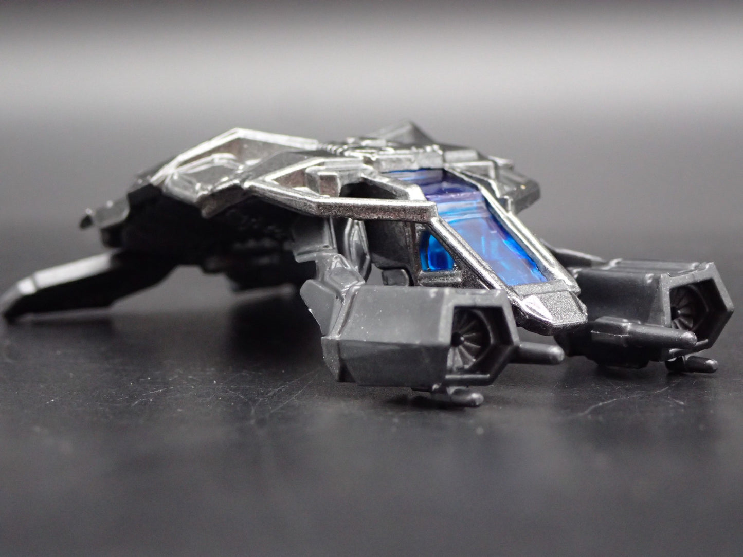 BATMAN BATMOBILE THE BAT RARE 1:64 SCALE COLLECTIBLE DIORAMA DIECAST MODEL CAR