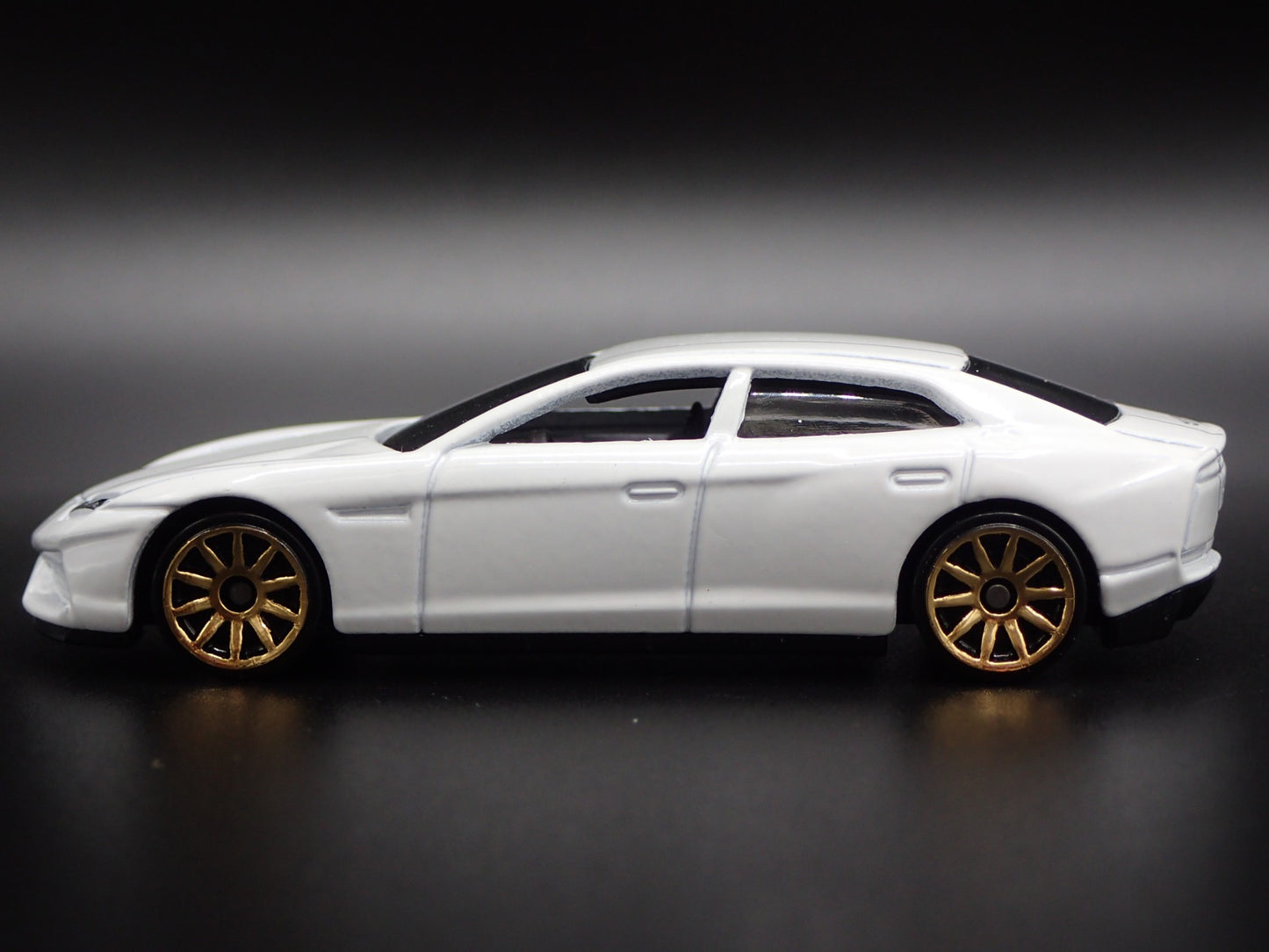 2008 08 LAMBORGHINI ESTOQUE 4 FOUR DOOR 1:64 SCALE COLLECTIBLE DIECAST MODEL CAR