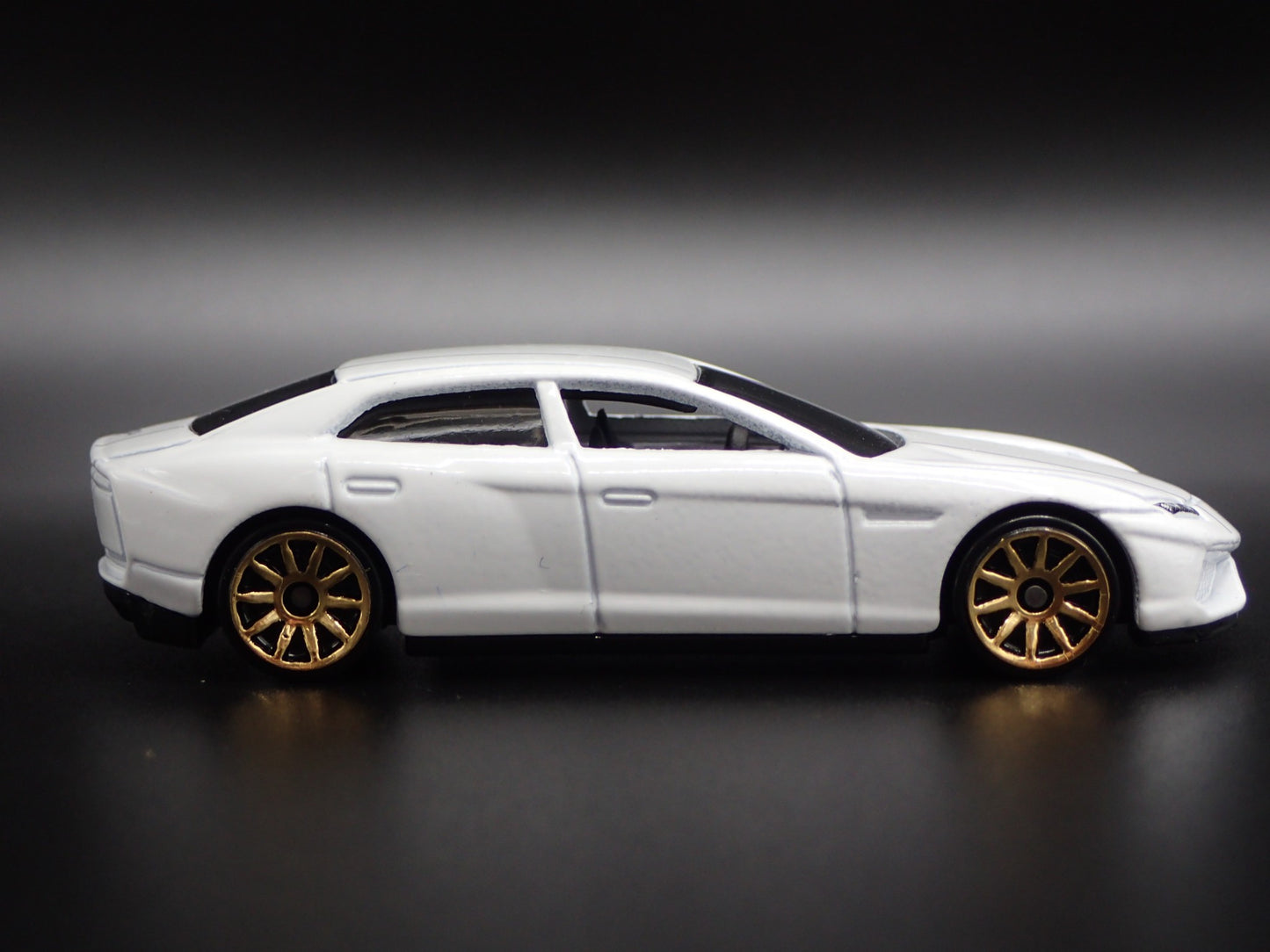 2008 08 LAMBORGHINI ESTOQUE 4 FOUR DOOR 1:64 SCALE COLLECTIBLE DIECAST MODEL CAR