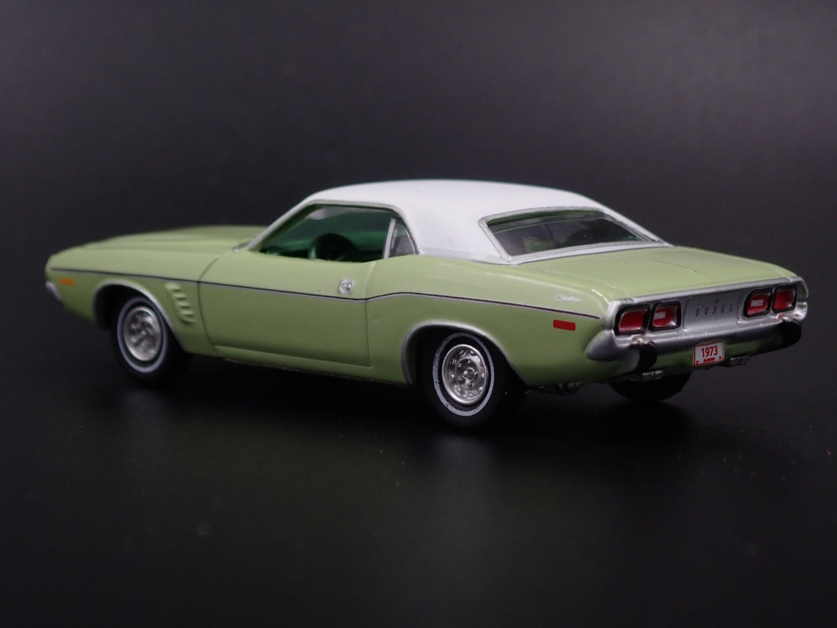 1973 73 DODGE CHALLENGER RARE 1:64 SCALE COLLECTIBLE DIORAMA DIECAST MODEL CAR-Burning Rubber Toy Company