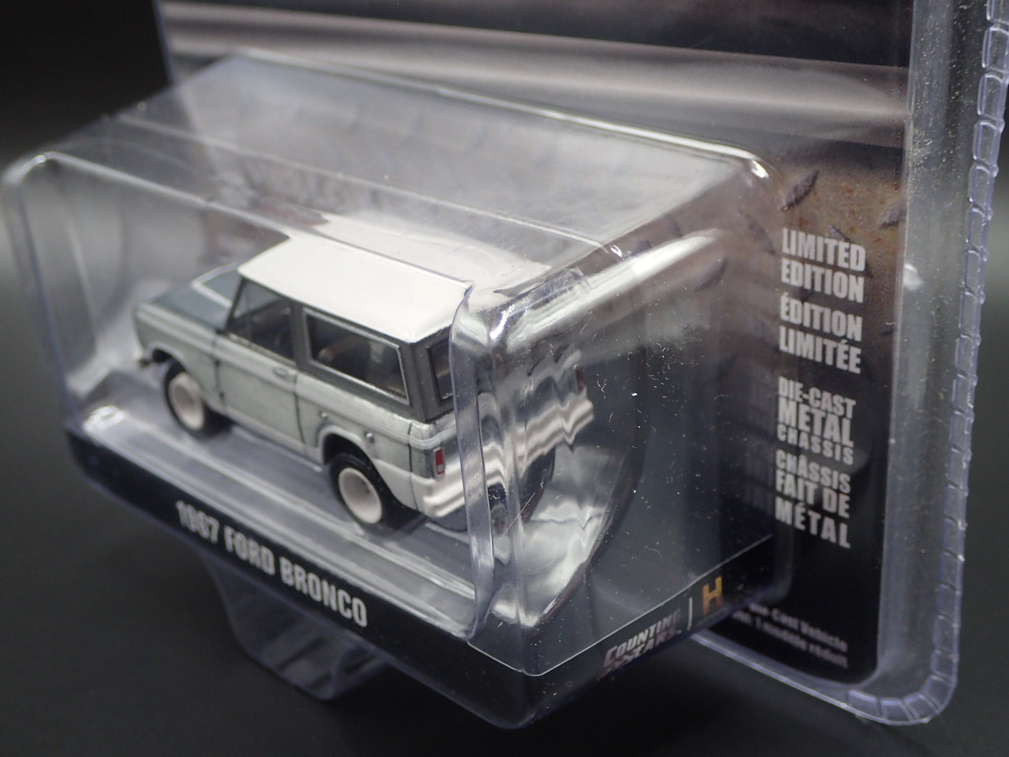 2025 GREENLIGHT RAW CHASE 1967 FORD BRONCO HISTORY COUNTING CARS HOLLYWOOD 42
