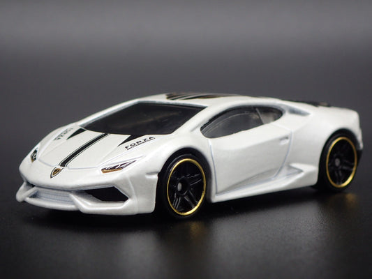 2014-2019 LAMBORGHINI HURACAN LP 610-4 FORZA WHITE 1:64 SCALE DIECAST MODEL CAR