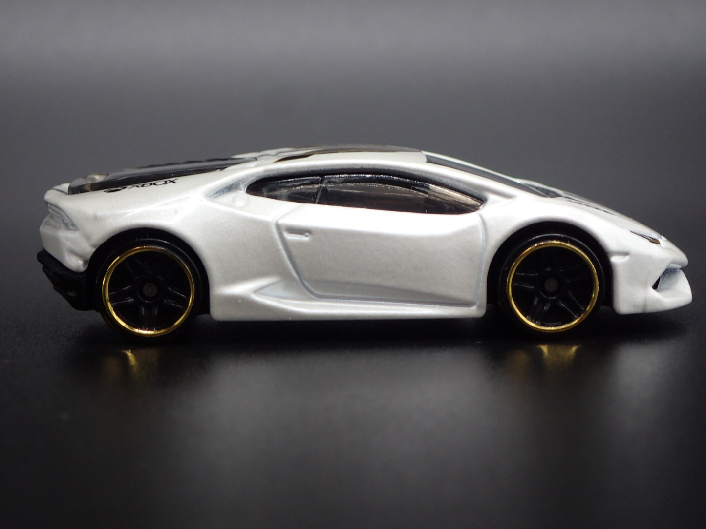 2014-2019 LAMBORGHINI HURACAN LP 610-4 FORZA WHITE 1:64 SCALE DIECAST MODEL CAR