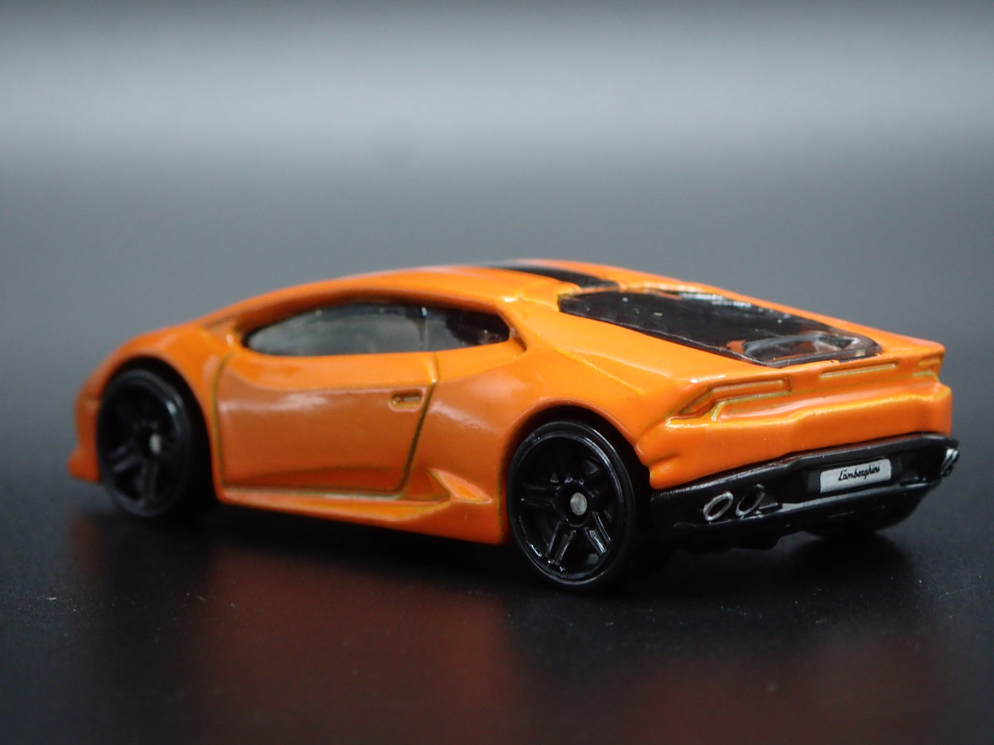 2014-2019 LAMBORGHINI HURACAN LP 610-4 SUPER CAR 1:64 SCALE DIECAST MODEL CAR