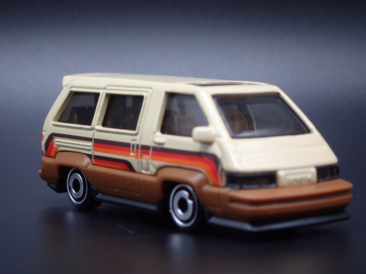 1985-1991 TOYOTA VAN TAN 1/64 SCALE COLLECTIBLE DIORAMA DIECAST MODEL CAR