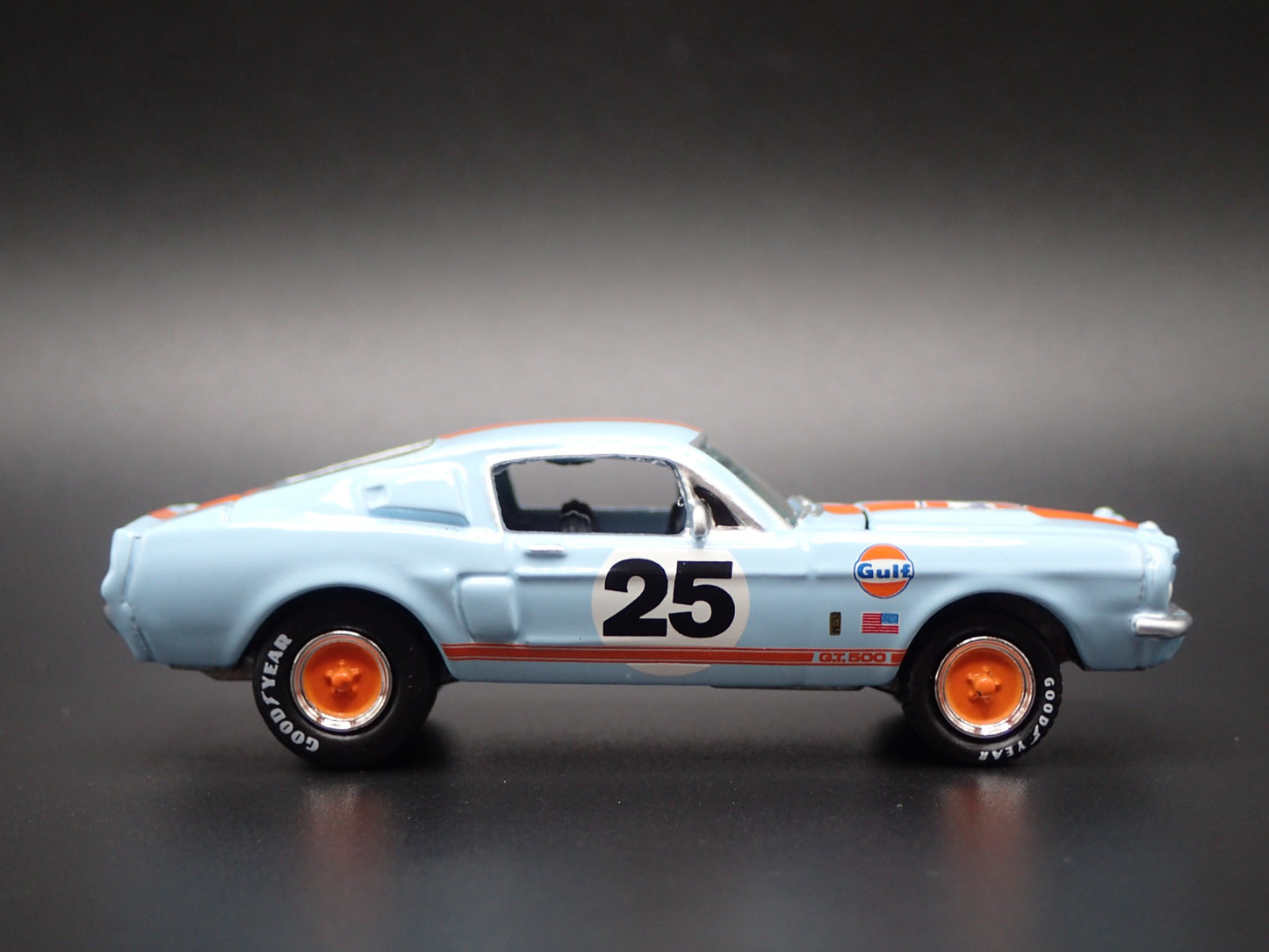 1967 67 FORD MUSTANG SHELBY GT500 FASTBACK GULF 1:64 SCALE DIECAST MODEL CAR