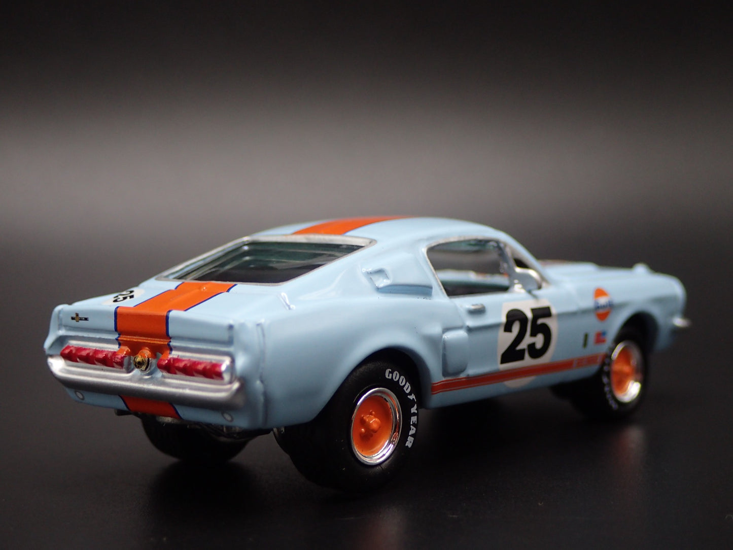 1967 67 FORD MUSTANG SHELBY GT500 FASTBACK GULF 1:64 SCALE DIECAST MODEL CAR