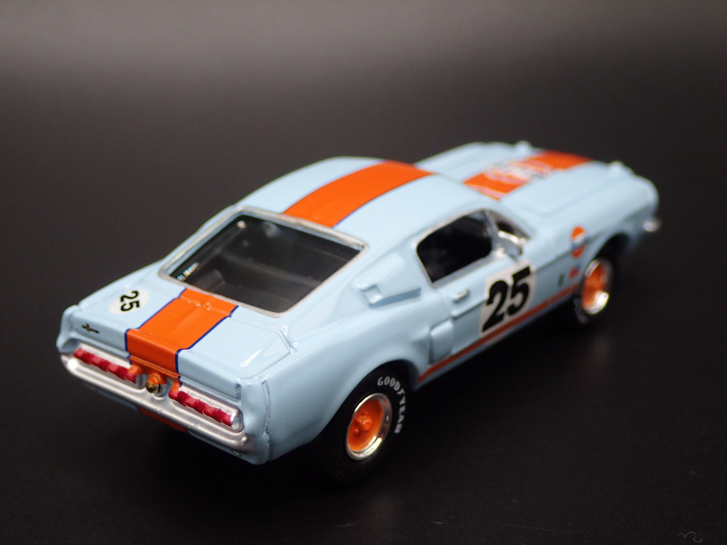 1967 67 FORD MUSTANG SHELBY GT500 FASTBACK GULF 1:64 SCALE DIECAST MODEL CAR