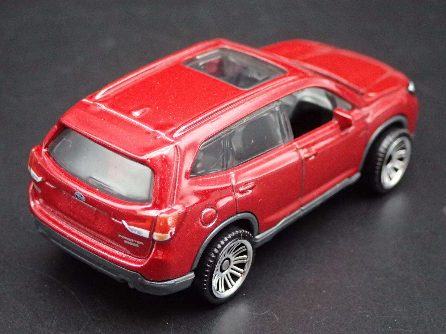 2018-2024 SUBARU FORESTER SK 1:64 SCALE COLLECTIBLE DIORAMA DIECAST MODEL CAR