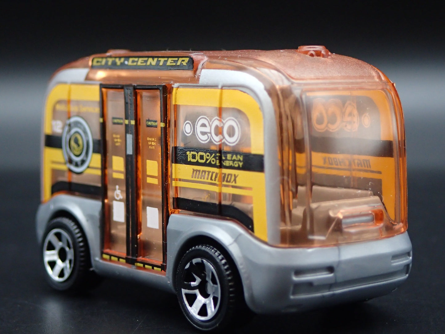 SELF DRIVING CITY CENTER BUS 1:64 MB SCALE COLLECTIBLE DIORAMA DIECAST MODEL CAR