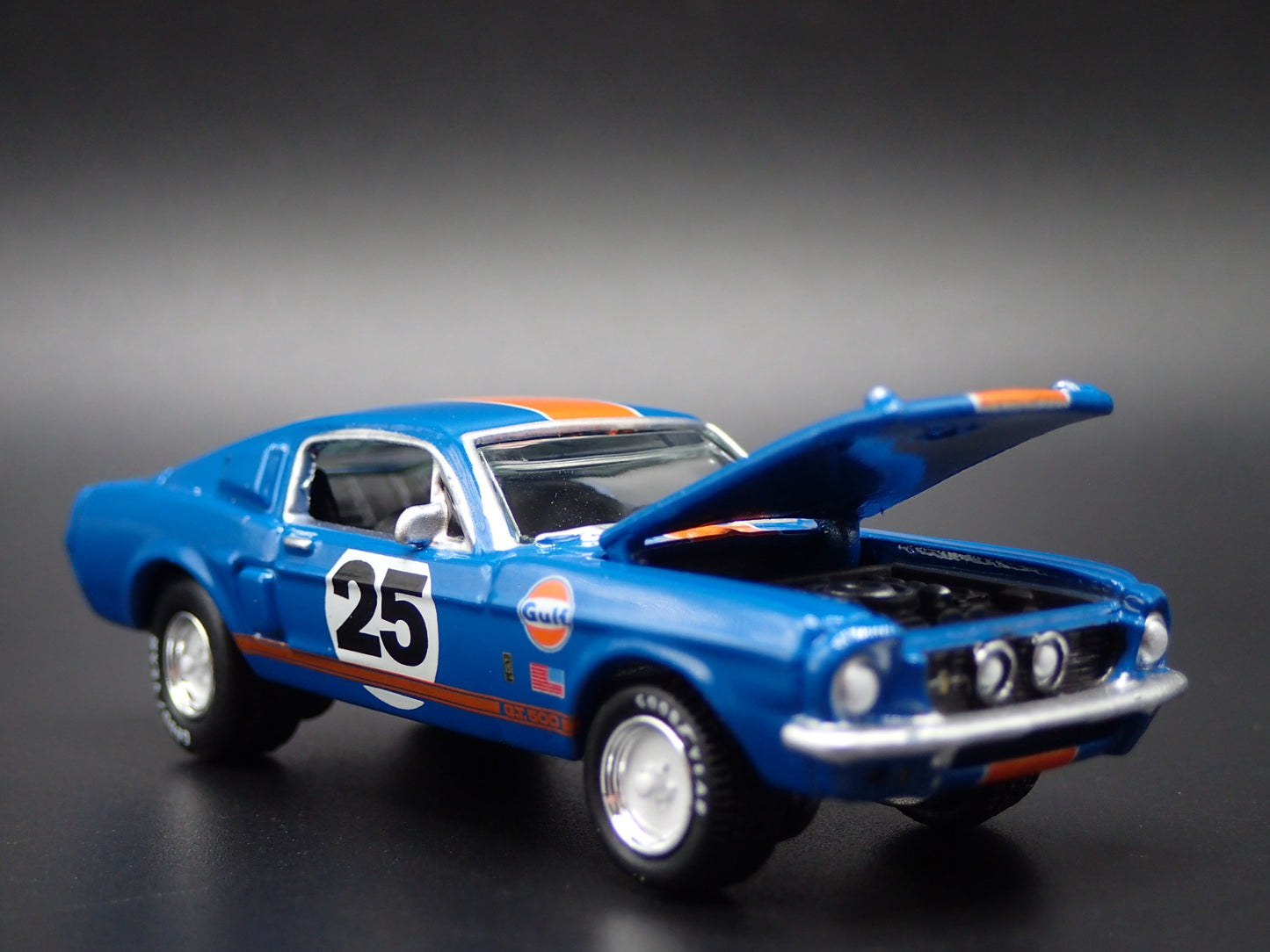 1967 67 FORD MUSTANG SHELBY GT500 FASTBACK GULF 1:64 SCALE DIECAST MODEL CAR