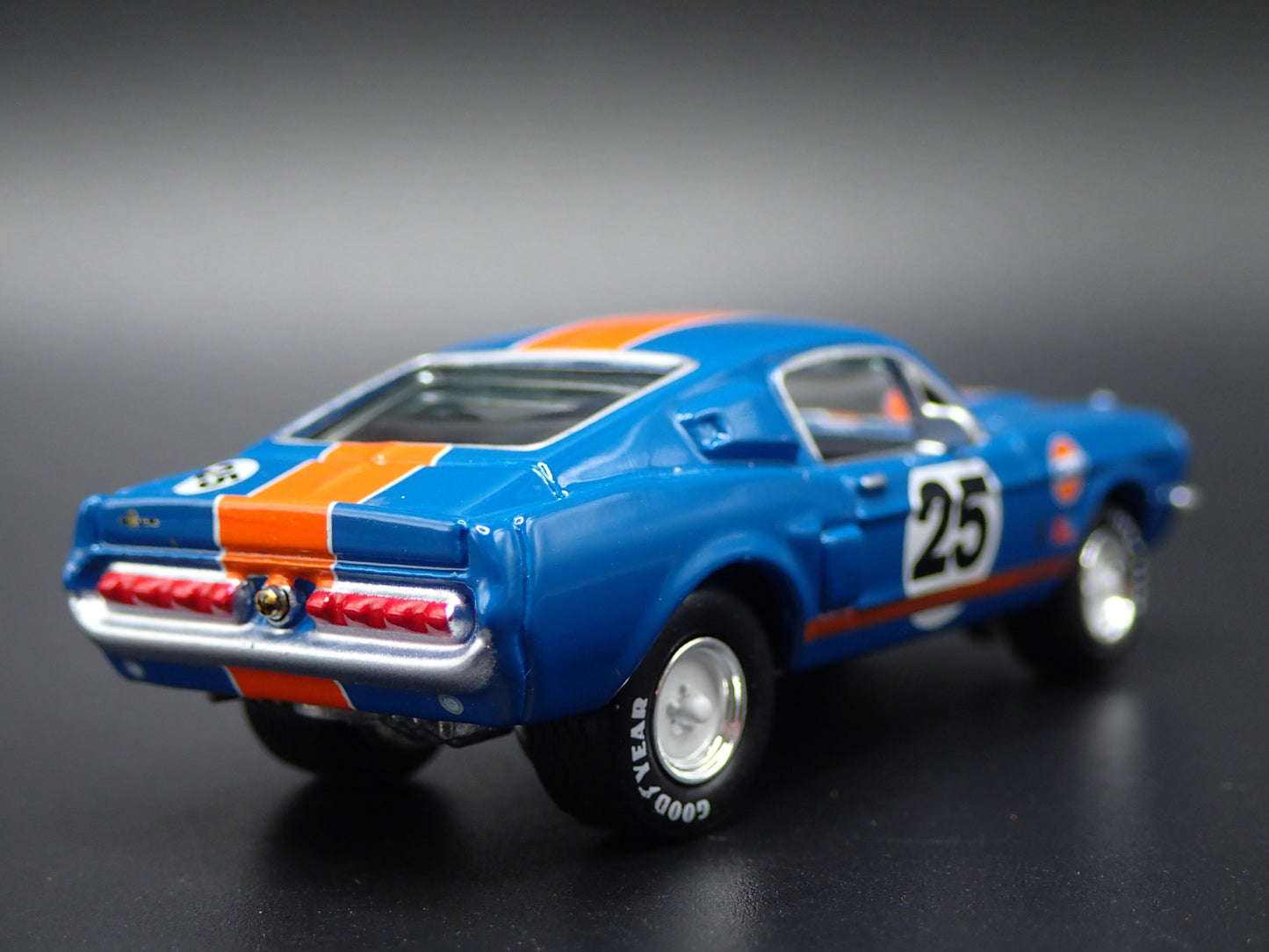 1967 67 FORD MUSTANG SHELBY GT500 FASTBACK GULF 1:64 SCALE DIECAST MODEL CAR