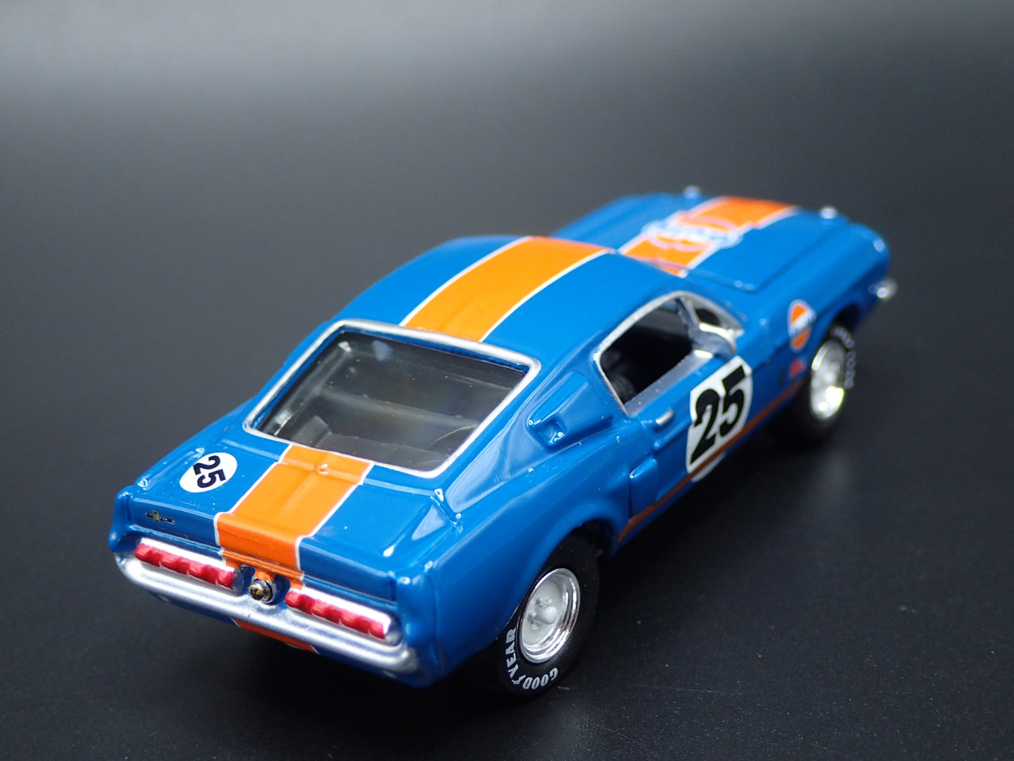1967 67 FORD MUSTANG SHELBY GT500 FASTBACK GULF 1:64 SCALE DIECAST MODEL CAR